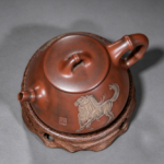 Nixing Clay Shi Piao Teapot, Galloping Horse Relief Carving - 画像 3