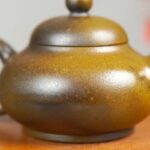 Xiaomilai (about 110cc) naked-fired with natural plant ash glaze, golden tea foam effect, entirely handmade Ni Xing pottery - Image 3