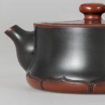 Antique‑style lotus‑pattern Nixing Pottery Teapot, Oriental Aesthetics in One Pot - 이미지 4